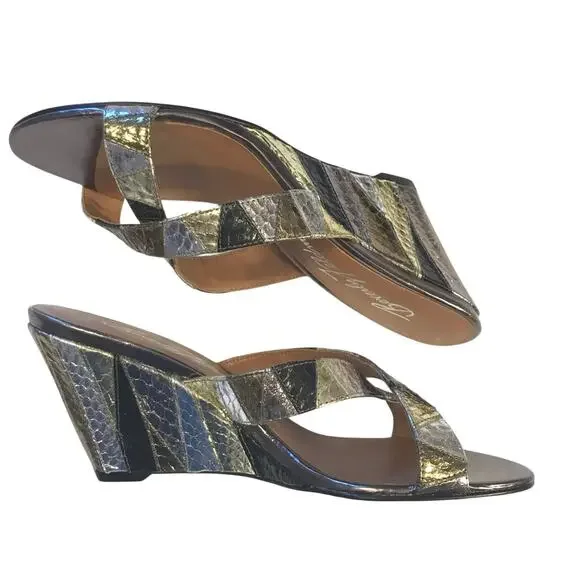 Beverly Feldman Metallic Gold Silver Wedge Peep Toe Sandals Shoes 7M - Picture 3 of 8